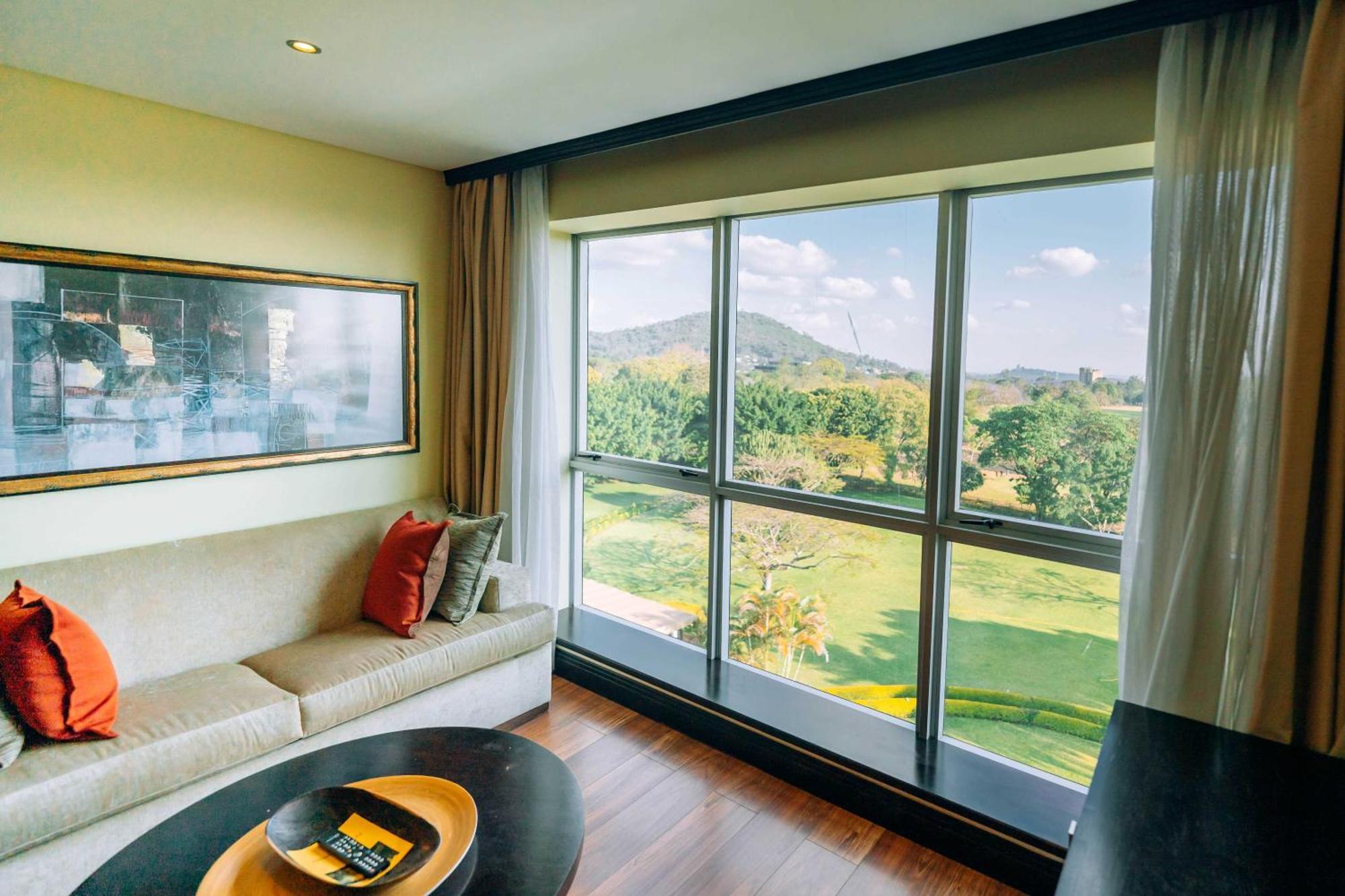 Mount Meru Hotel Аруша Экстерьер фото